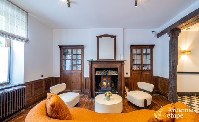 Grote vakantiewoning in Rochefort voor 25 personen met 11 slaapkamers, 11 badkamers, sauna en bar