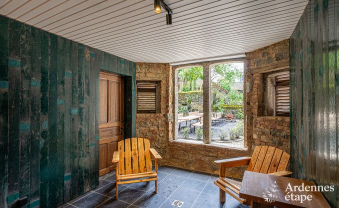 Grote vakantiewoning in Rochefort voor 25 personen met 11 slaapkamers, 11 badkamers, sauna en bar