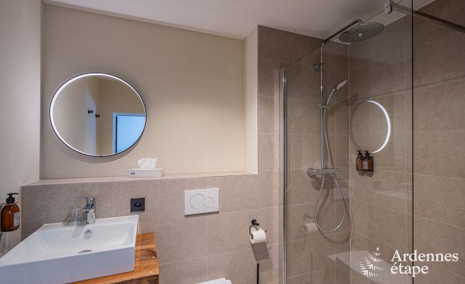 Grote vakantiewoning in Rochefort voor 25 personen met 11 slaapkamers, 11 badkamers, sauna en bar