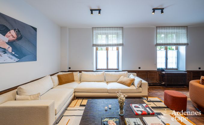 Grote vakantiewoning in Rochefort voor 25 personen met 11 slaapkamers, 11 badkamers, sauna en bar