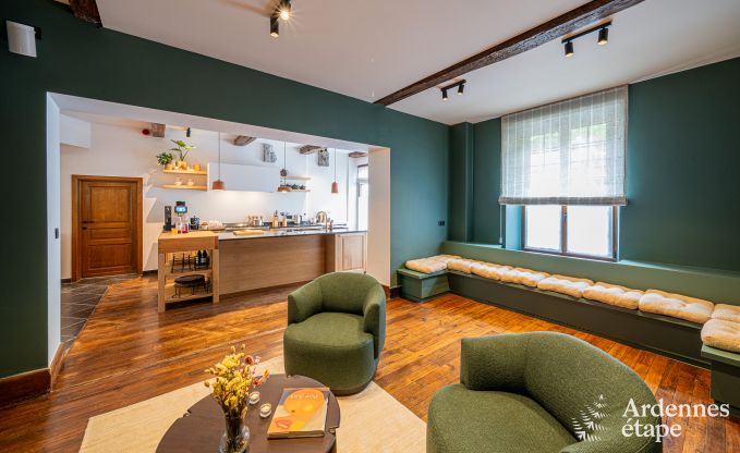 Grote vakantiewoning in Rochefort voor 25 personen met 11 slaapkamers, 11 badkamers, sauna en bar