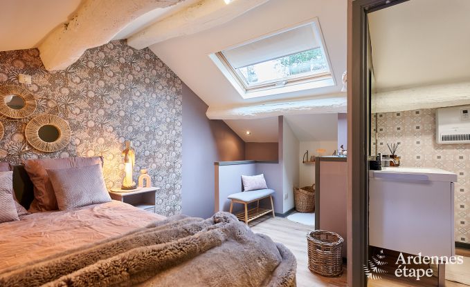 Gezellige vakantiewoning in Rochehaut voor 6-7 personen met jacuzzi, privtuin en nabij wandelroutes