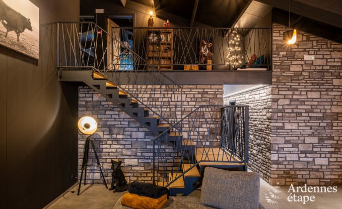 Luxe in Rochehaut: ruime accommodatie voor 14 personen met binnenzwembad en prachtig uitzicht