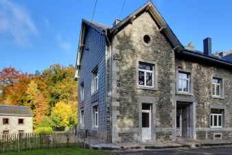 Vakantiewoning in Saint-Hubert voor 20 personen met 6 slaapkamers en badkamers & tuin