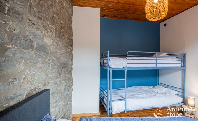 Hondvriendelijk vakantiehuis  met jacuzzi en houtbarbecue voor 9 pers. in Saint-Hubert, Ardennen