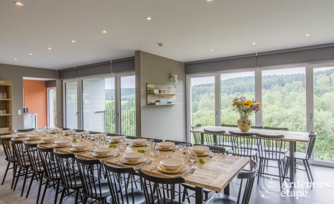 Luxe villa in Saint- Hubert voor 18/20 personen in de Ardennen