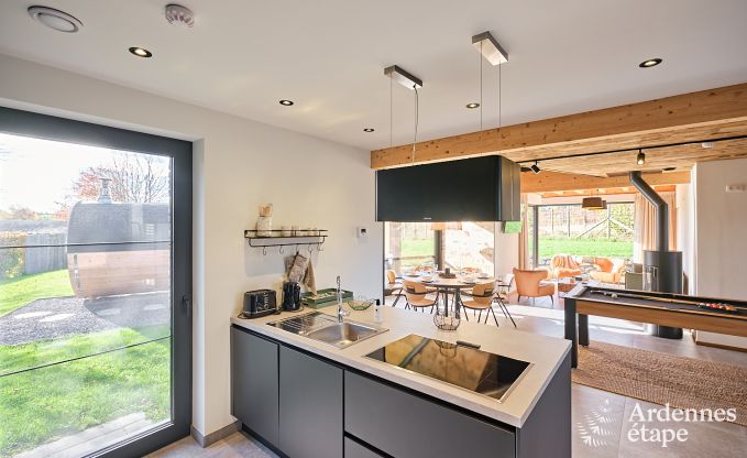 Vakantiewoning in Saint-Hubert: comfortabele accommodatie voor 6 personen met sauna, speelkamer en priv�tuin in de Ardennen