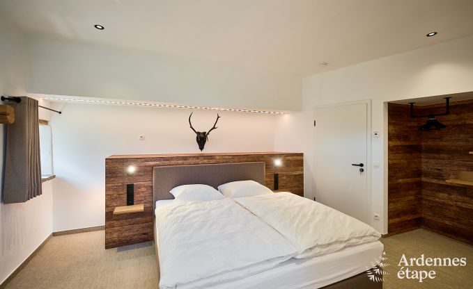 Charmante vakantiewoning in Saint-Vith voor 6 personen met sauna, privtuin en open haard