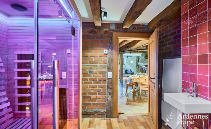 Charmante vakantiewoning in Saint-Vith voor 6 personen met sauna, privtuin en open haard