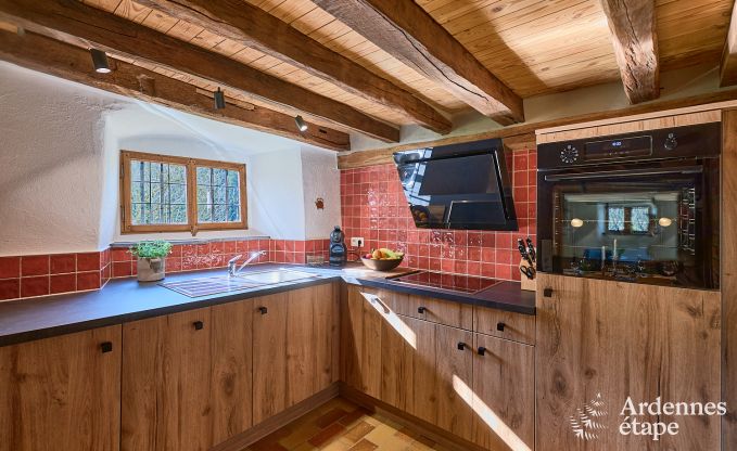 Charmante vakantiewoning in Saint-Vith voor 6 personen met sauna, privtuin en open haard