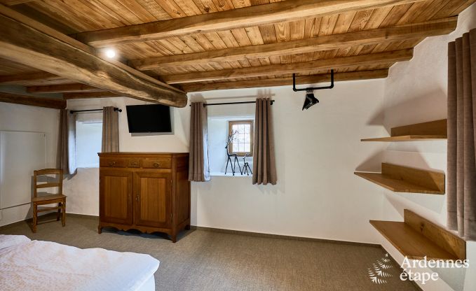 Charmante vakantiewoning in Saint-Vith voor 6 personen met sauna, privtuin en open haard