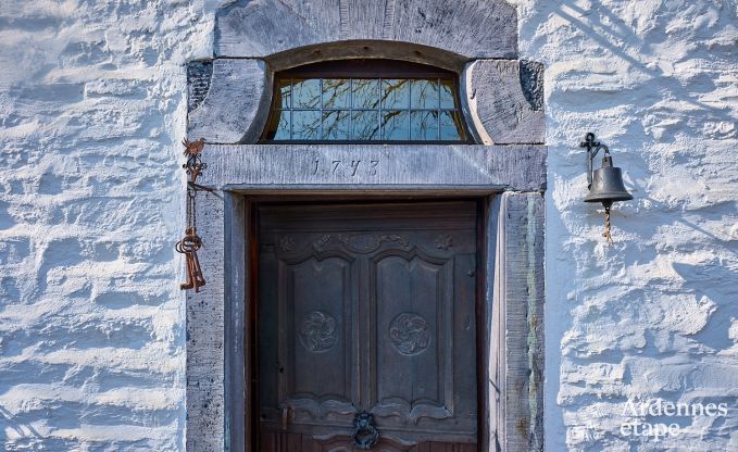 Charmante vakantiewoning in Saint-Vith voor 6 personen met sauna, privtuin en open haard