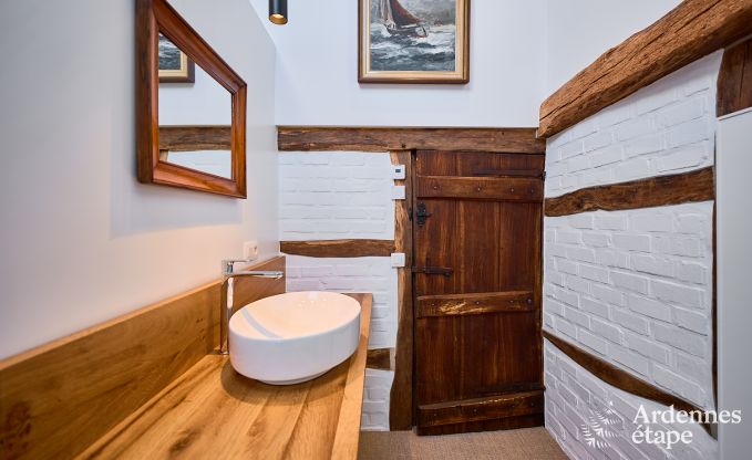 Charmante vakantiewoning in Saint-Vith voor 6 personen met sauna, priv�tuin en open haard