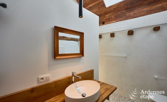 Charmante vakantiewoning in Saint-Vith voor 6 personen met sauna, priv�tuin en open haard