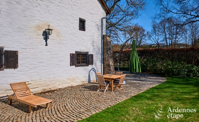 Charmante vakantiewoning in Saint-Vith voor 6 personen met sauna, priv�tuin en open haard