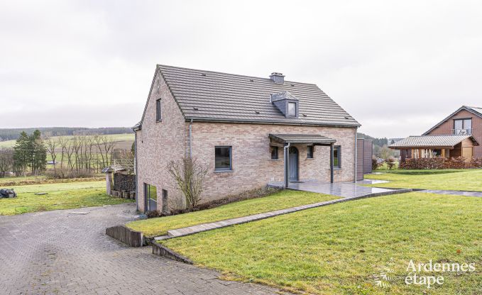Luxe villa in Sainte-Ode voor 14 personen in de Ardennen