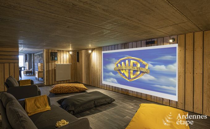 Villa in Sainte-Ode voor 14 personen met zwembad, hottub, sauna, bar en cinema