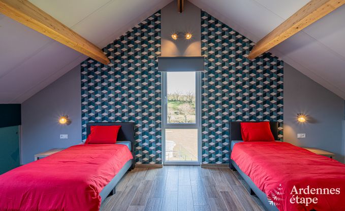 Gezellig vakantiehuis met zwembad  in Sainte-Ode, Ardennen