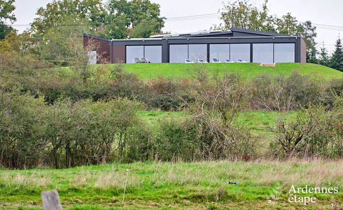 Ultramoderne villa in Somme-Leuze voor 12 personen met binnenzwembad, sauna en privtuin