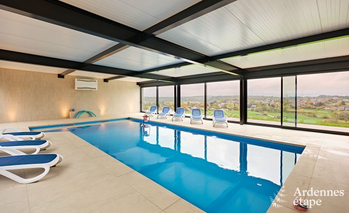 Ultramoderne villa in Somme-Leuze voor 12 personen met binnenzwembad, sauna en privtuin