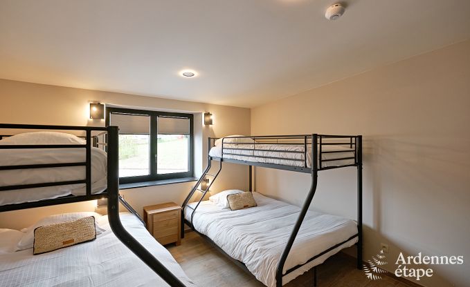 Ultramoderne villa in Somme-Leuze voor 12 personen met binnenzwembad, sauna en privtuin