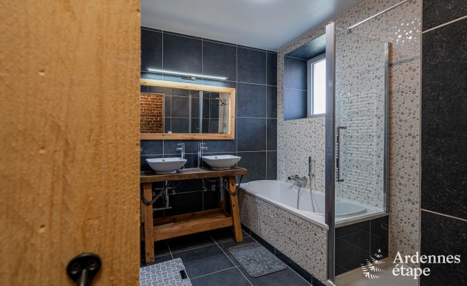 Ruim en comfortabel vakantiehuis in Somme-Leuze, dichtbij Durbuy