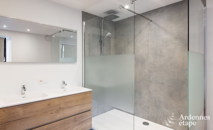 Vakantiehuis in Sourbrodt voor 15 personen in de Ardennen