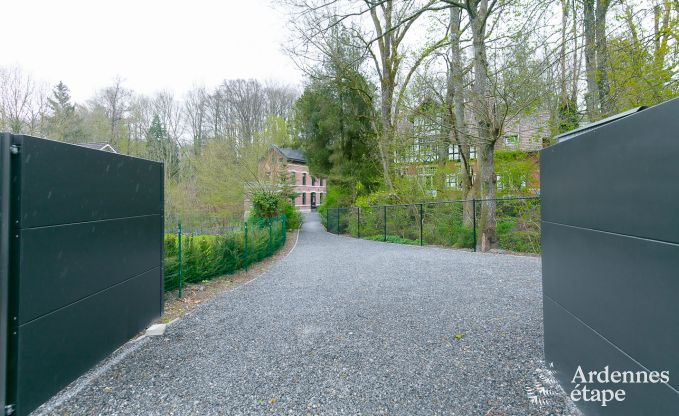 Ruime cottage voor 8 personen in Spa met sauna, jacuzzi, 4 slaap- en badkamers en privtuin