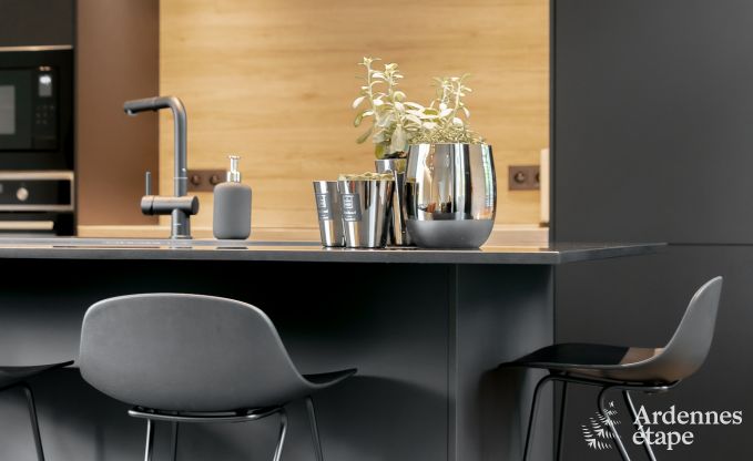 Ruime cottage voor 8 personen in Spa met sauna, jacuzzi, 4 slaap- en badkamers en privtuin