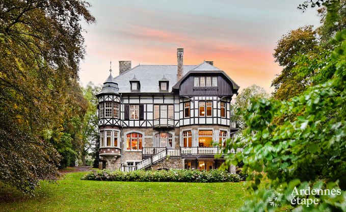 Grote en typische 4-sterren villa te huur voor een vakantie in Spa