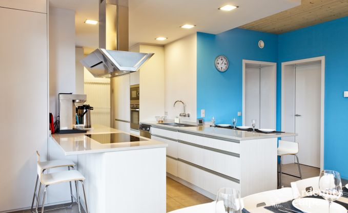 Ruime luxevilla in Spa voor 15 personen met 5 slaapkamers, sauna, buitenzwembad en privtuin