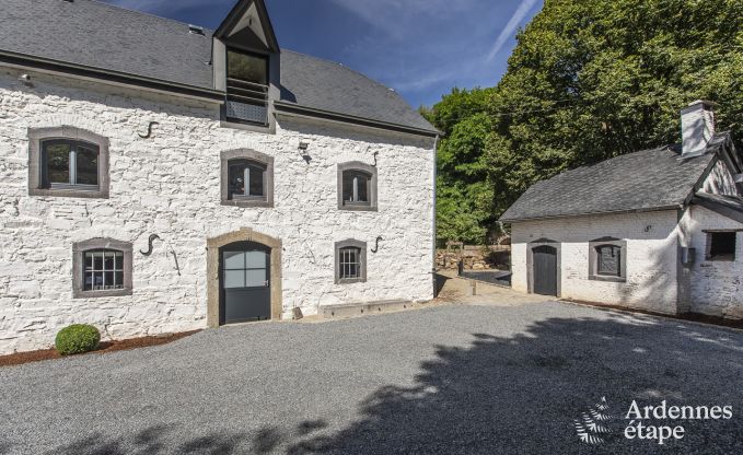 Vakantiehuis in Stavelot voor 12/15 personen in de Ardennen