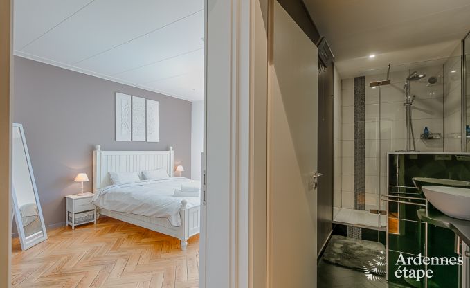 Luxe kasteel in Stavelot voor 8 met zwembad en tuin in de Hoge Venen