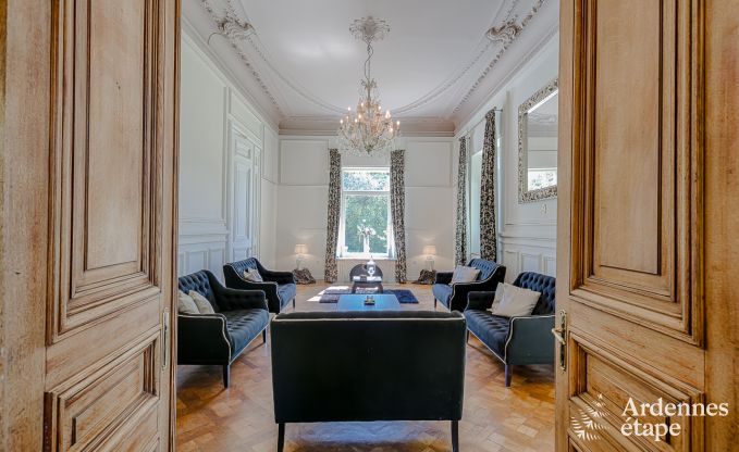 Luxe kasteel in Stavelot voor 8 met zwembad en tuin in de Hoge Venen