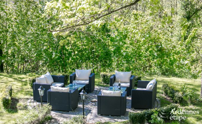 Luxe kasteel in Stavelot voor 8 met zwembad en tuin in de Hoge Venen