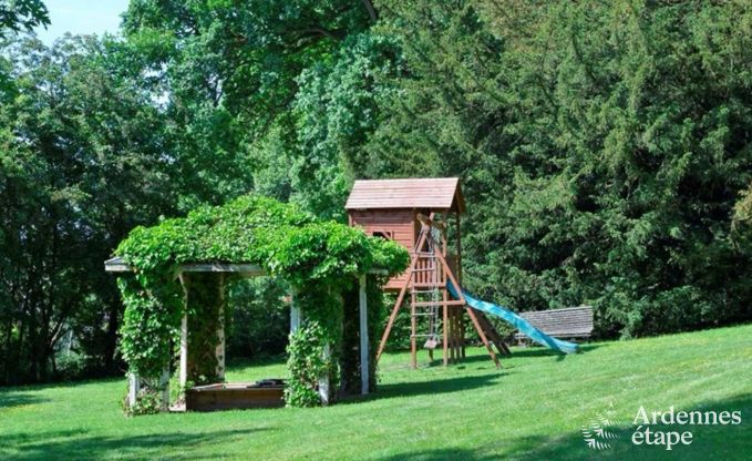 Luxekasteel in de Ardennen voor 28 personen in Stavelot met sauna, jacuzzi en speeltuin