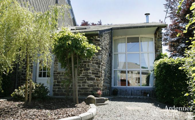 Comfortabel, pittoresk vakantiehuis in natuursteen te huur in Stoumont