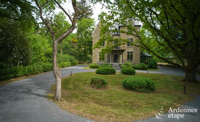 Prachtig kasteel voor 18 personen in Tenneville, Ardennen