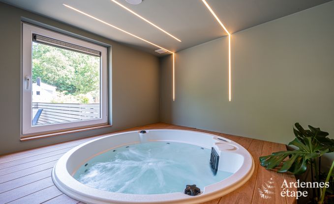 Leuk vakantiehuis voor 8 personen met jacuzzi in Theux, Hoge Venen