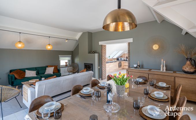 Luxe villa in Theux voor 10 personen met speelzaal, jacuzzi en nabijheid van Spa-Francorchamps