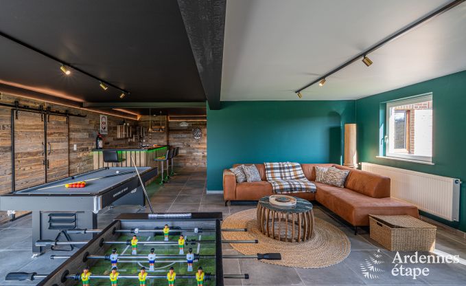Luxe villa in Theux voor 10 personen met speelzaal, jacuzzi en nabijheid van Spa-Francorchamps