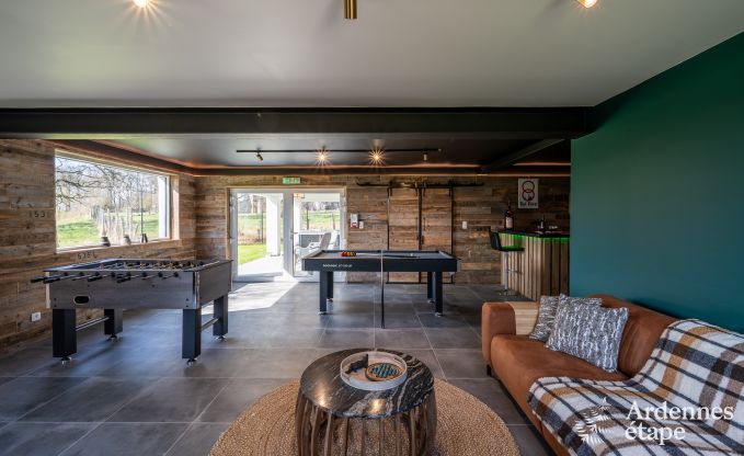 Luxe villa in Theux voor 10 personen met speelzaal, jacuzzi en nabijheid van Spa-Francorchamps