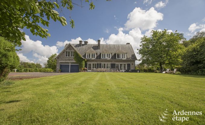 Ruime vakantiewoning voor 9 personen in Tinlot met 4 slaap- en badkamers,  zwembad, privtuin en speelvoorzieningen