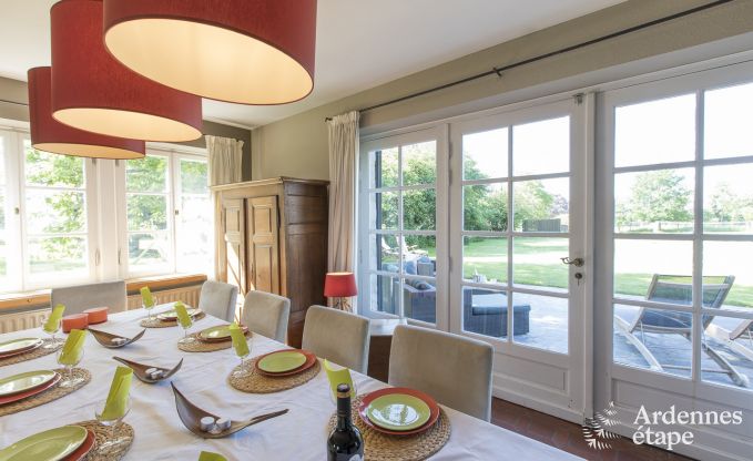 Ruime vakantiewoning voor 9 personen in Tinlot met 4 slaap- en badkamers,  zwembad, privtuin en speelvoorzieningen