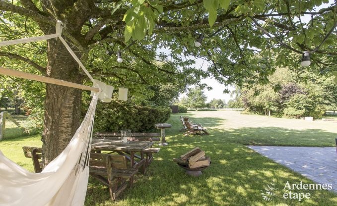 Ruime vakantiewoning voor 9 personen in Tinlot met 4 slaap- en badkamers,  zwembad, privtuin en speelvoorzieningen