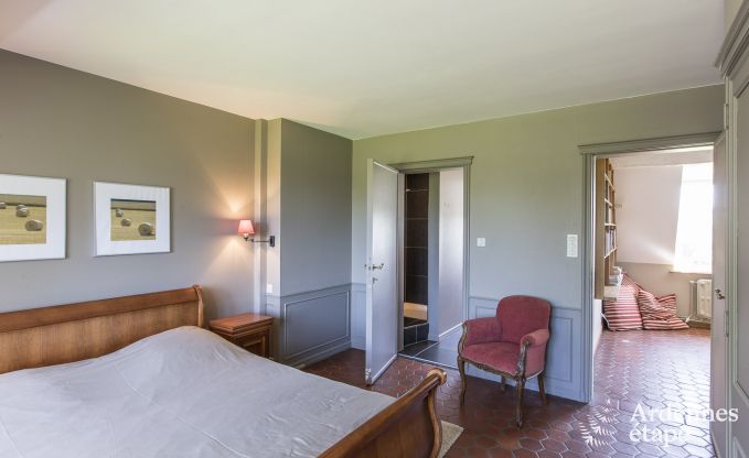 Ruime vakantiewoning voor 9 personen in Tinlot met 4 slaap- en badkamers,  zwembad, privtuin en speelvoorzieningen