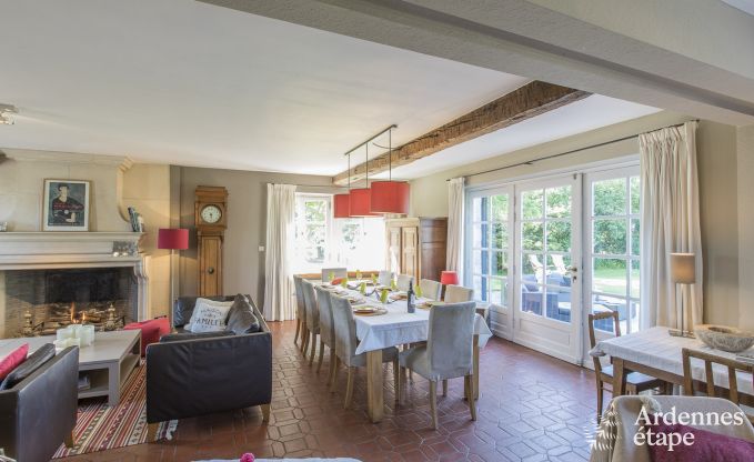 Ruime vakantiewoning voor 9 personen in Tinlot met 4 slaap- en badkamers,  zwembad, privtuin en speelvoorzieningen