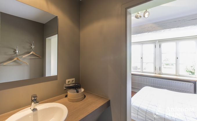 Ruime vakantiewoning voor 9 personen in Tinlot met 4 slaap- en badkamers,  zwembad, privtuin en speelvoorzieningen