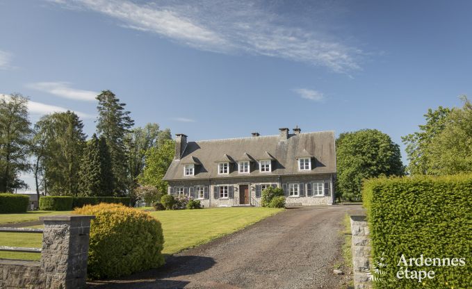 Ruime vakantiewoning voor 9 personen in Tinlot met 4 slaap- en badkamers,  zwembad, privtuin en speelvoorzieningen