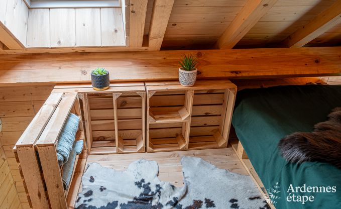 Gezellig vakantiehuis in Trois-Ponts voor 4 personen met sauna, jacuzzi en zwembad dichtbij het bos
